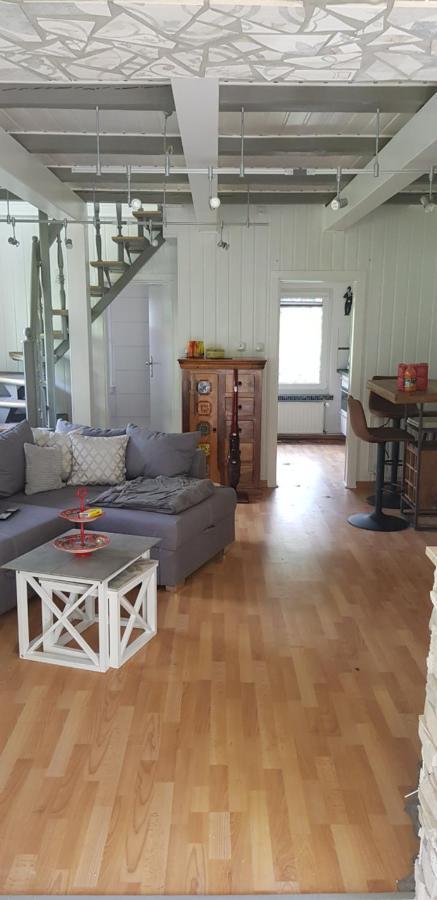 Gemuetliches Ferienhaus In Seenaehe Sewekow Kültér fotó