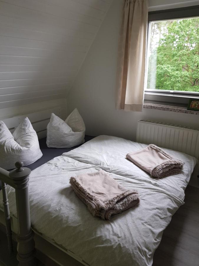 Gemuetliches Ferienhaus In Seenaehe Sewekow Kültér fotó