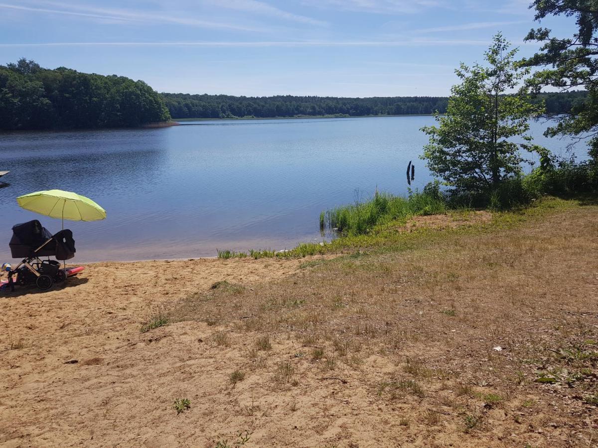 Gemuetliches Ferienhaus In Seenaehe Sewekow Kültér fotó
